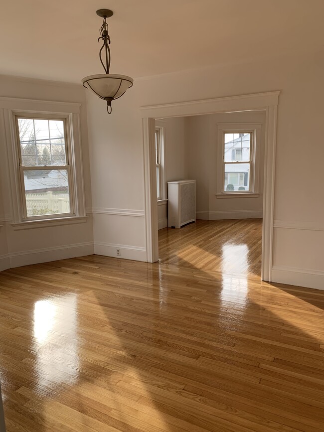 dining room - 1111 Smith St