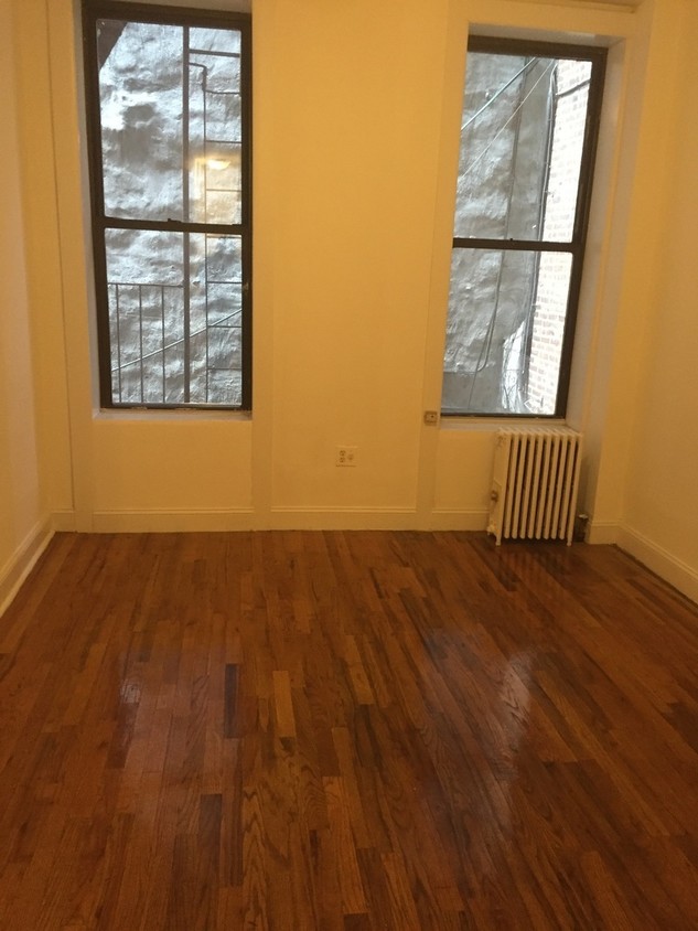 Building Photo - 21 1st Ave