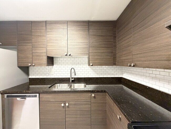 Foto del edificio - 25-525 N Quentin Rd