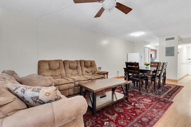 Building Photo - 7505 Pitch Pine Cir