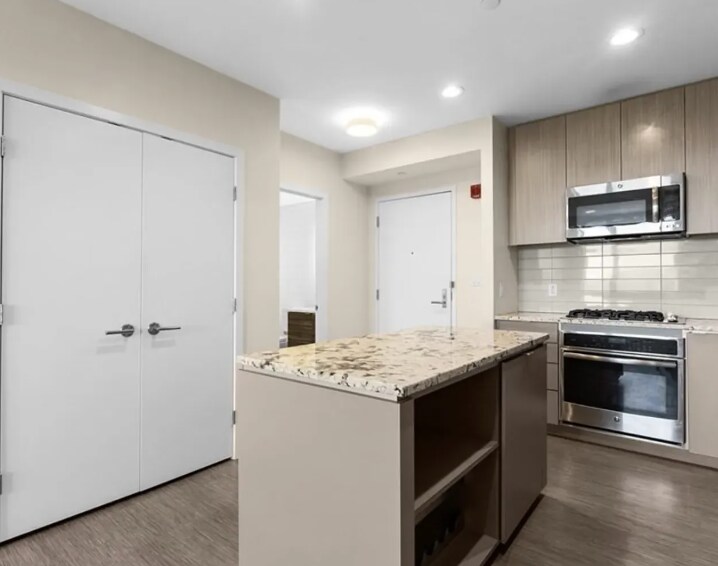 Foto principal - 80 Fenwood Rd