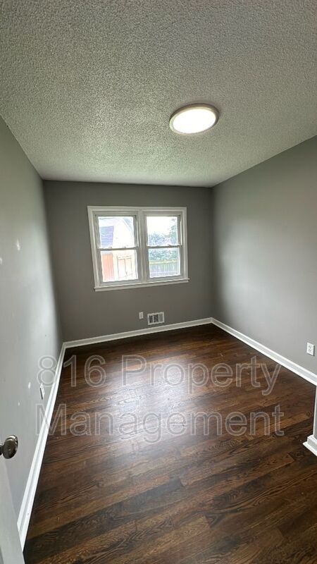 Foto del edificio - 13217 E 39th St South