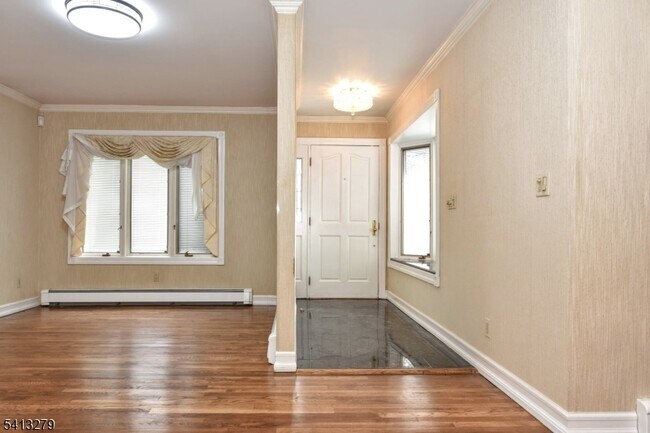 Foto del edificio - 411 10th St