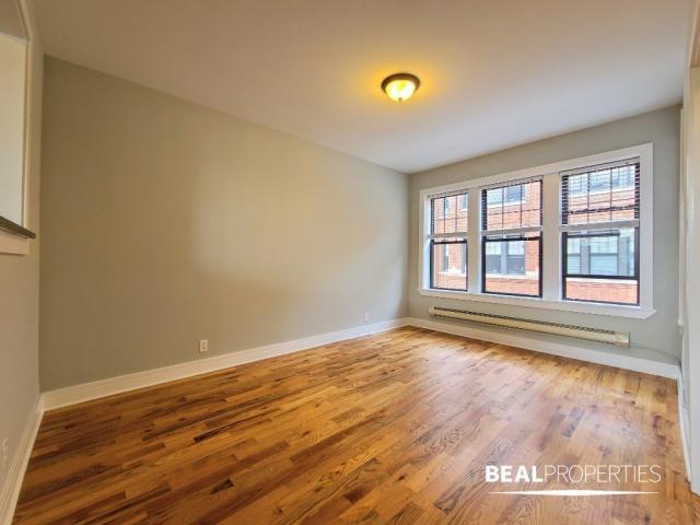 Foto principal - 0 bedroom in CHICAGO IL 60640