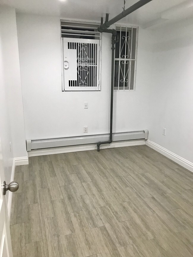 Foto del edificio - 68 E 54th St