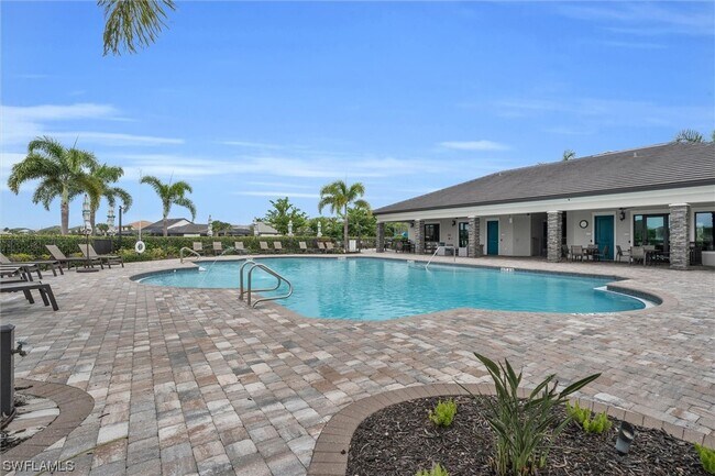 Building Photo - 9064 Bexley Dr