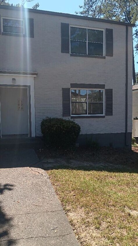 Foto principal - Fort Jackson Blvd