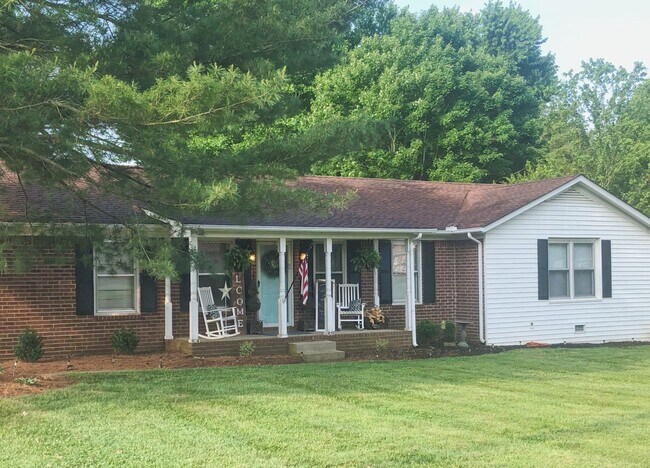 Building Photo - 4422 Meadowland Dr