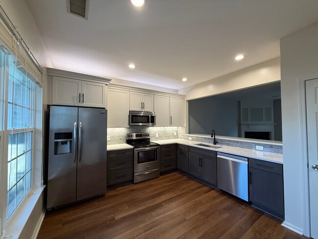 Nueva renovación de cocina - 6617 Rothchild Dr