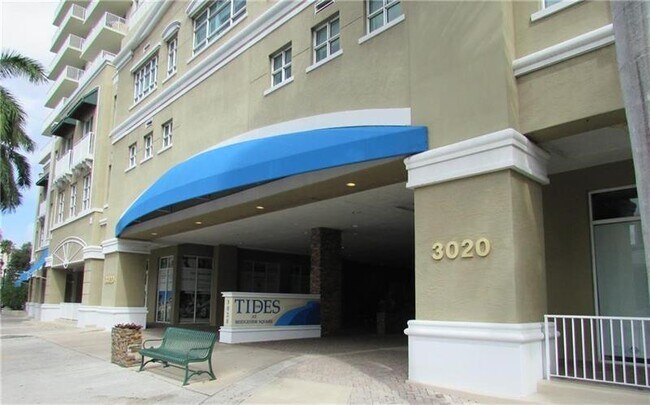 Foto del edificio - 3020 NE 32nd Ave