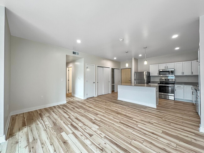 Building Photo - Stratford Pointe