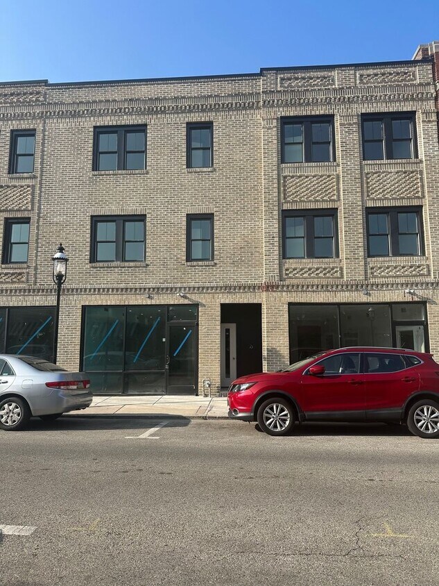Building Photo - Welcome to the Oswalds Place Apartments!