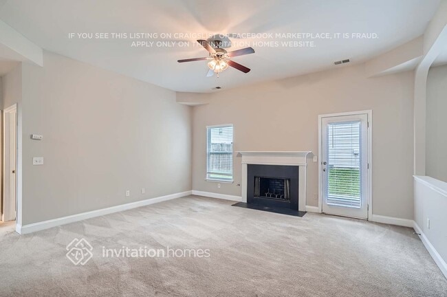 Building Photo - 4162 Oak Field Dr