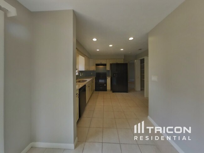 Foto del edificio - 2518 Lang Ave