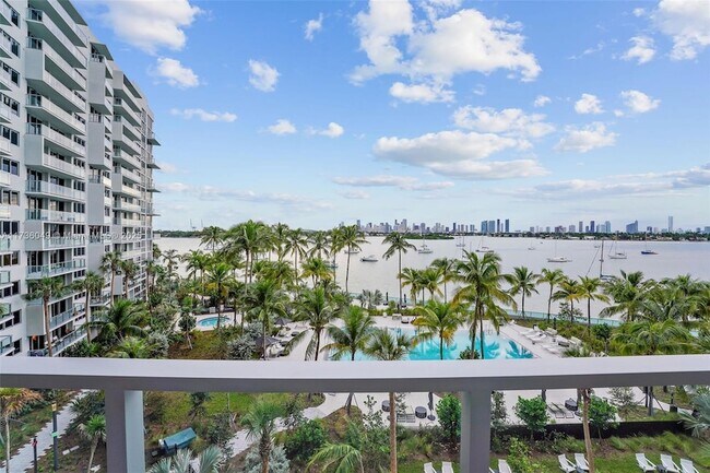 Foto del edificio - 1500 Bay Rd