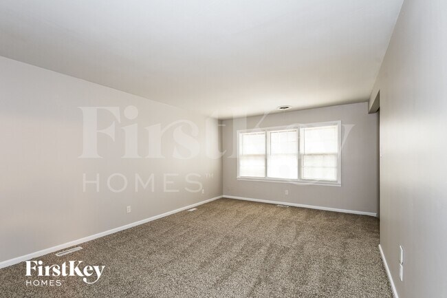 Foto del edificio - 9846 Rivermont Dr