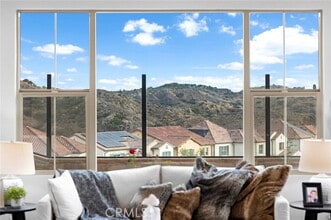 Building Photo - 206 Collino