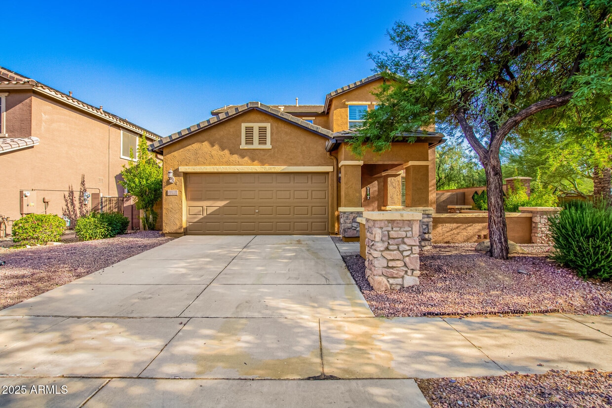 Foto principal - 7359 W Kings Ave
