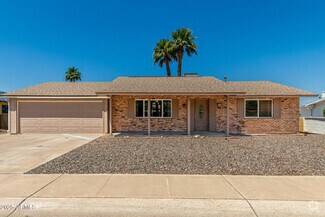 Building Photo - 10216 N 110th Ave
