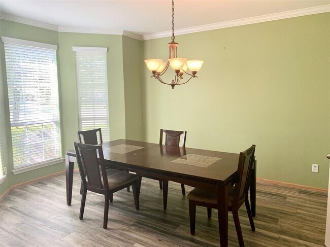 Building Photo - 20903 Avery Cove Ln