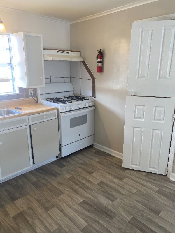 Building Photo - 2719 Cameron St