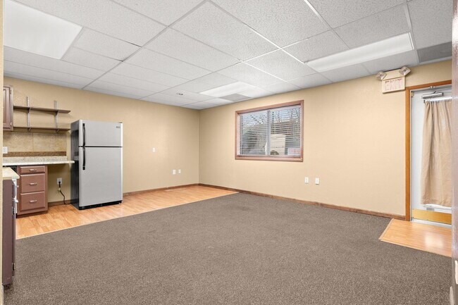 Foto del edificio - 1 Woodland Ave