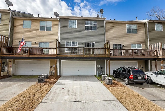 Building Photo - 1311 Rocking Chair Ct
