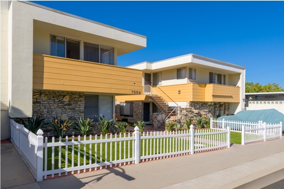 Foto principal - 7556-7558 Herschel Ave