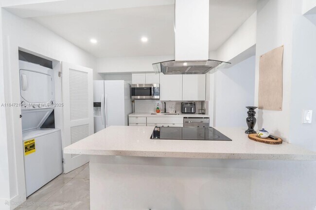 Foto del edificio - 711 85th St