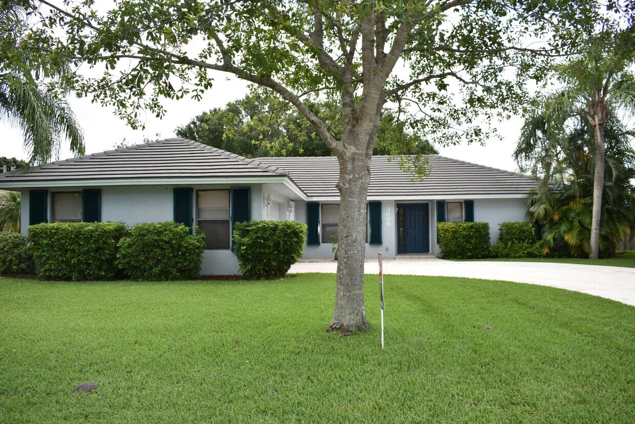 3039 SW Seaboard Ave, Palm City, FL 34990