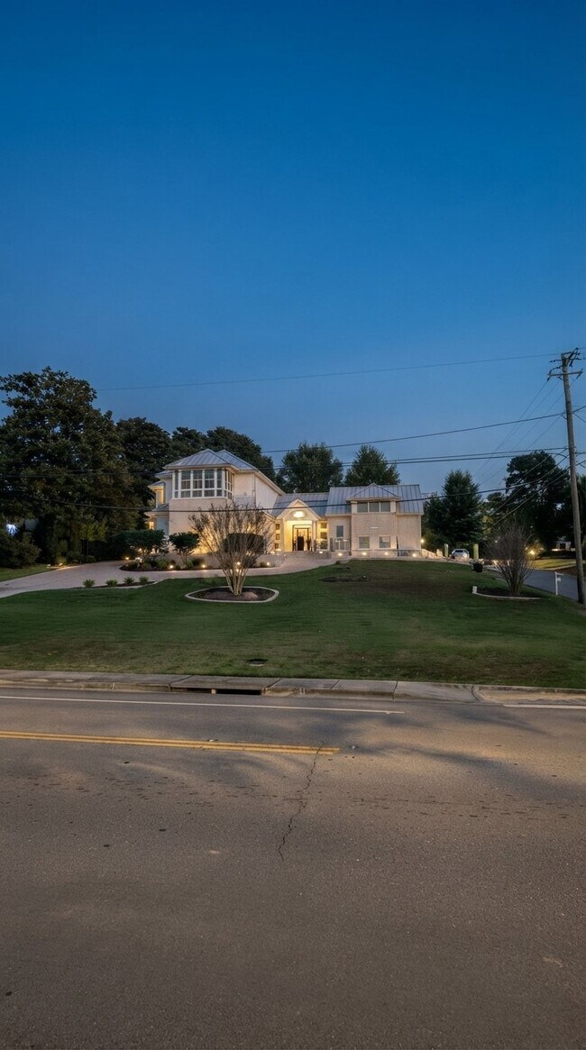 Foto del edificio - 1500 Bayou Blvd