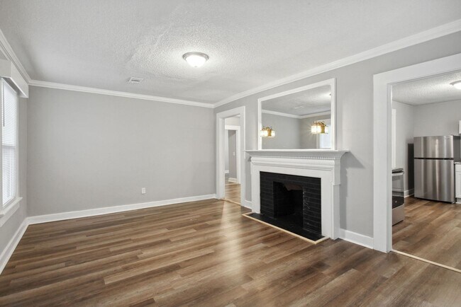 Foto del edificio - 3BR/2BA Downtown House Walking Distance to...