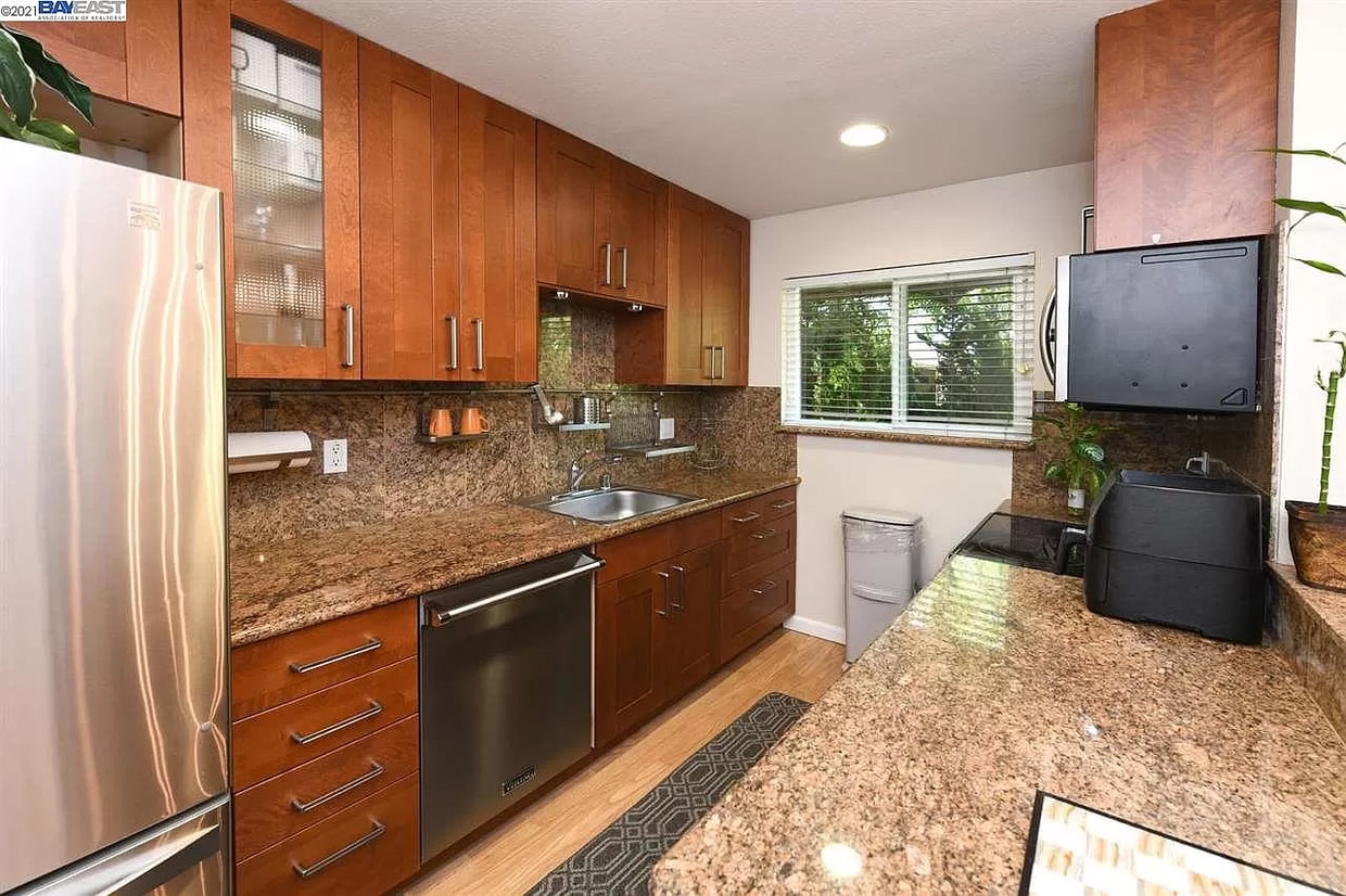 4260 Clayton Rd Unit 20, Concord, CA 94521 Condo for Rent in Concord