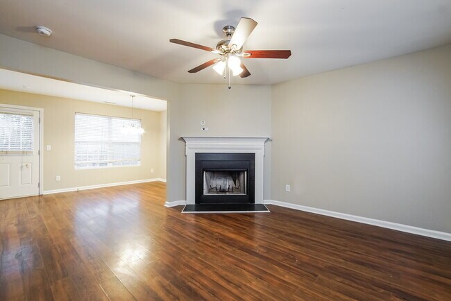 Foto del edificio - 3430 Idlewood Village Dr