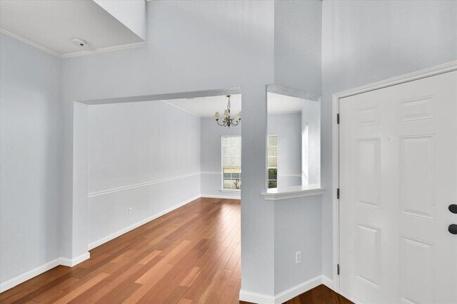 Foto del edificio - 11601 McDows Hole Ln