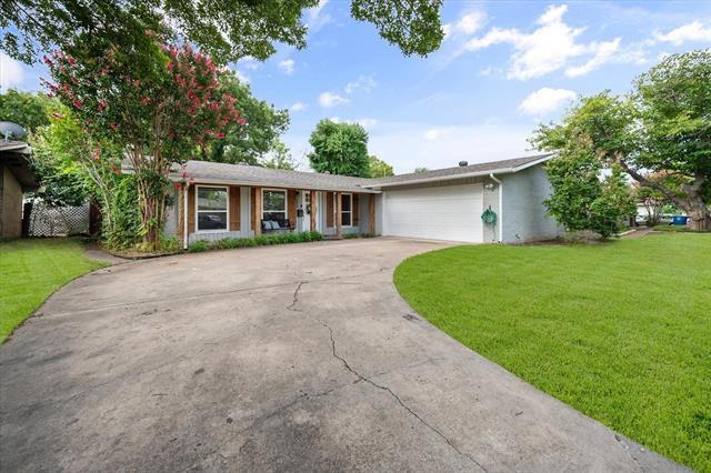 Foto del edificio - 3234 High Lark Dr