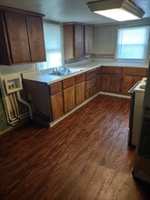 Building Photo - 2115 N Grace Ave