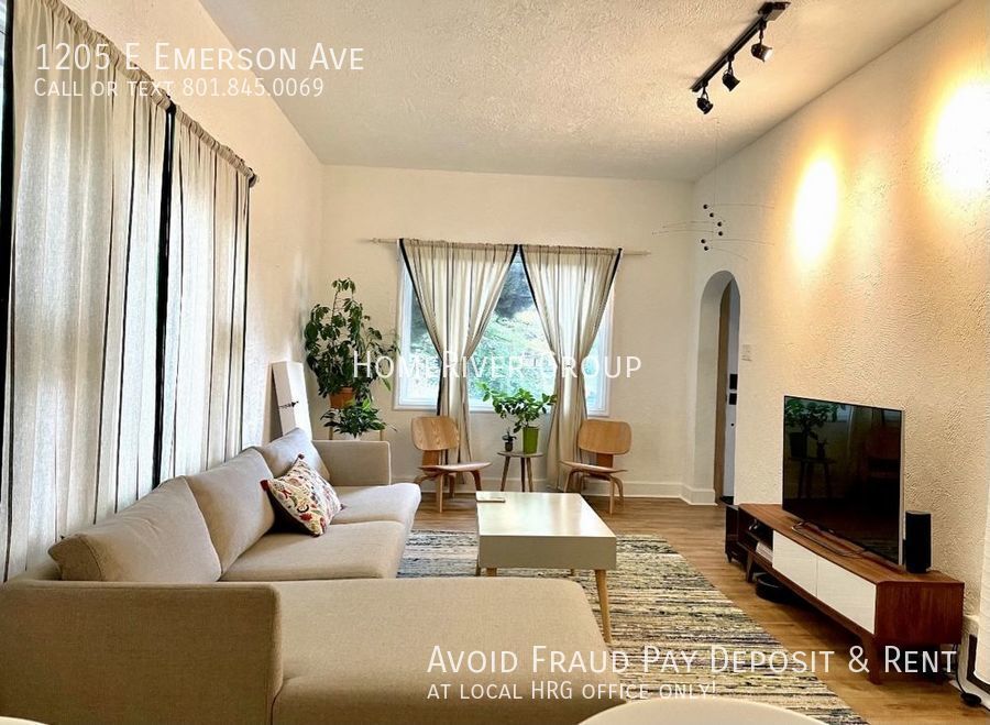 Primary Photo - 1205 E Emerson Ave