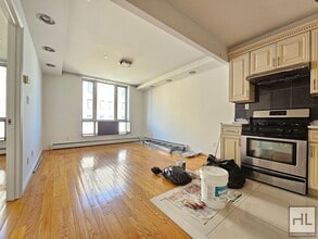 Building Photo - 82-20 Britton Ave