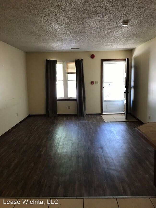 Building Photo - 3 br, 2 bath House - 384 N Country Acres Ave