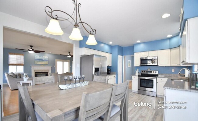 Building Photo - 223 Mariners Point Dr
