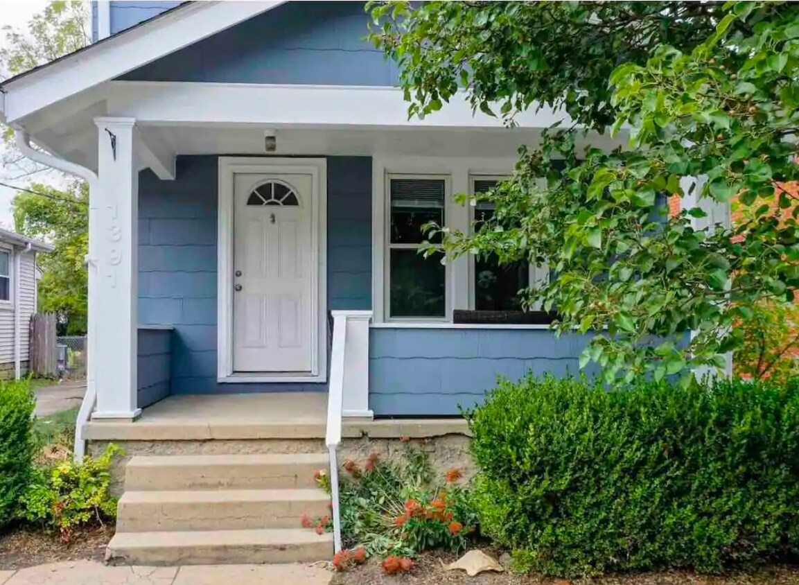 Front Door - 1391 Broadview Ave