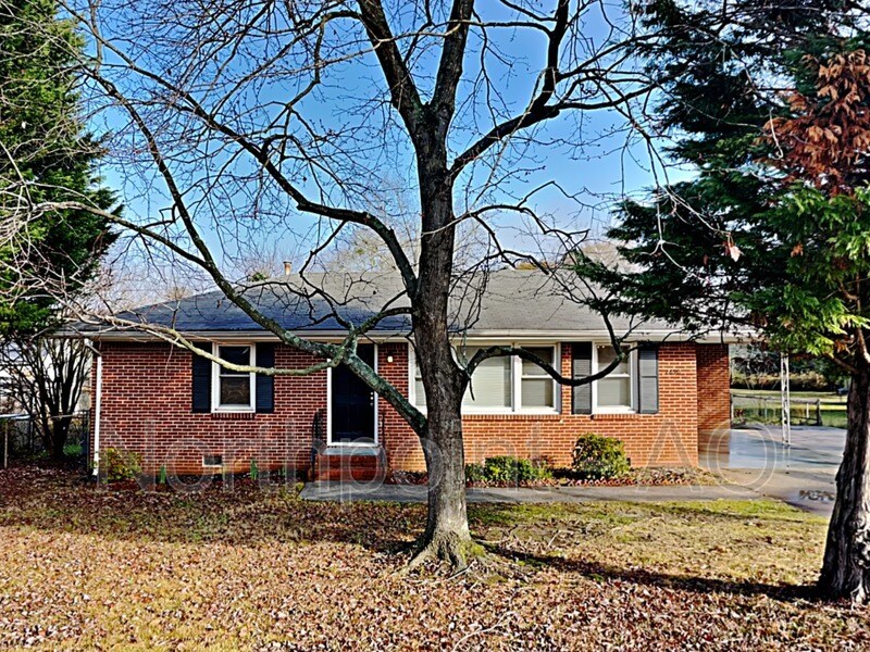 2690 Lake Harbin Rd, Morrow, GA 30260 House for Rent in Morrow, GA