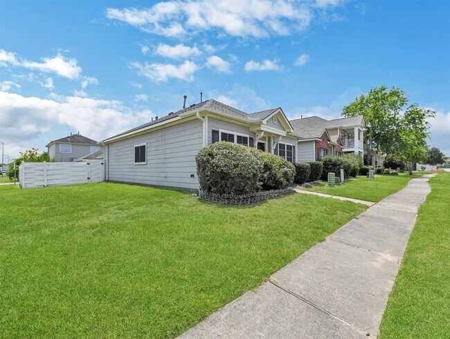 Building Photo - 21879 Mossy Field Ln