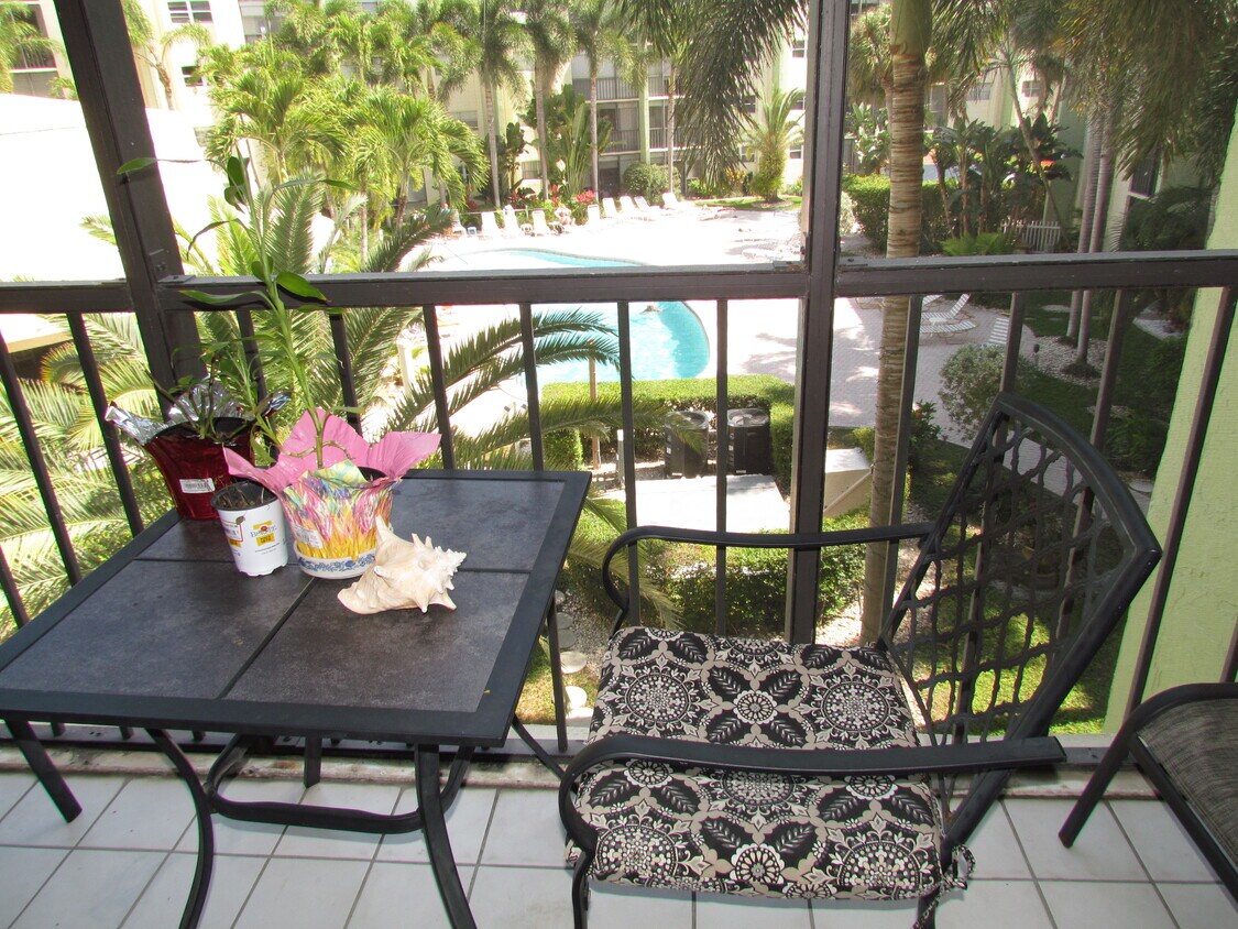 Foto principal - 5300 NE 24th Terrace