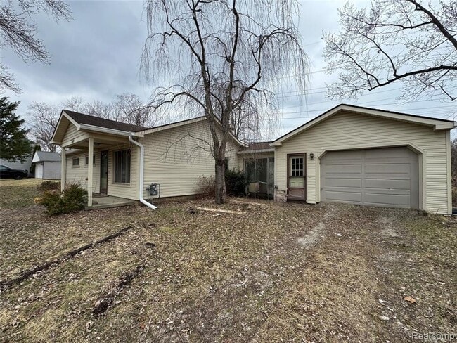 Building Photo - 7012 Tappon Dr