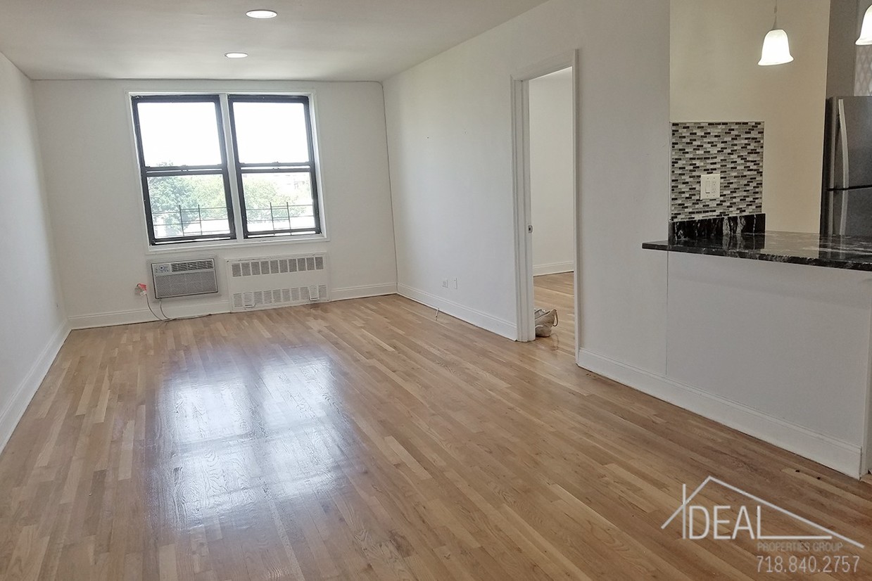 Primary Photo - No Fee -Amazing 2BR in Midwood