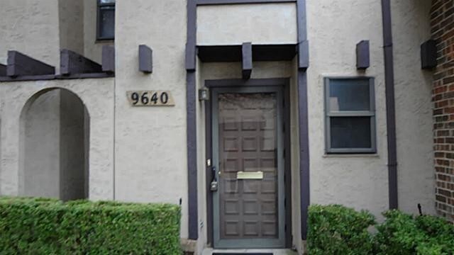 Primary Photo - 9640 Bryson Dr