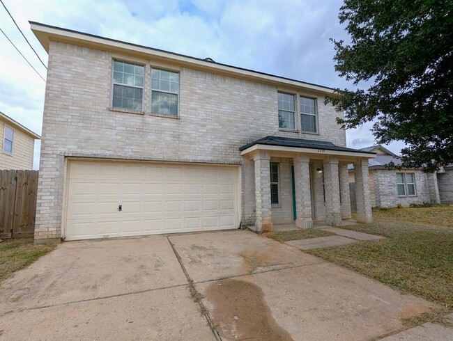 Building Photo - 2315 Shady Birch Dr
