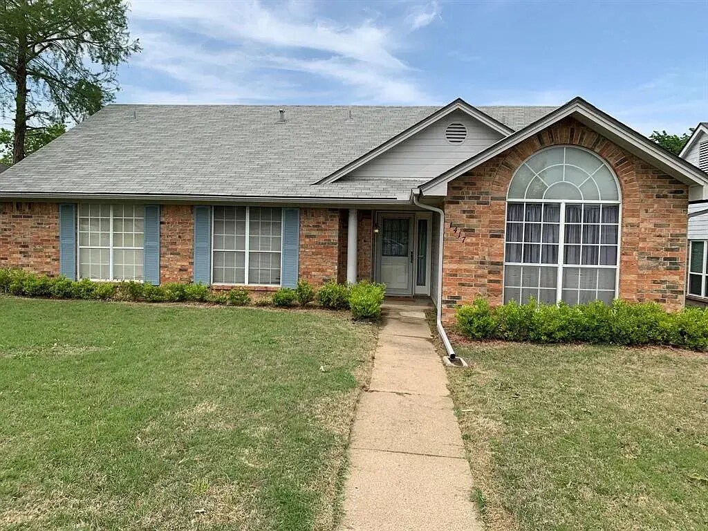 Foto principal - 1417 Quail Crest Dr